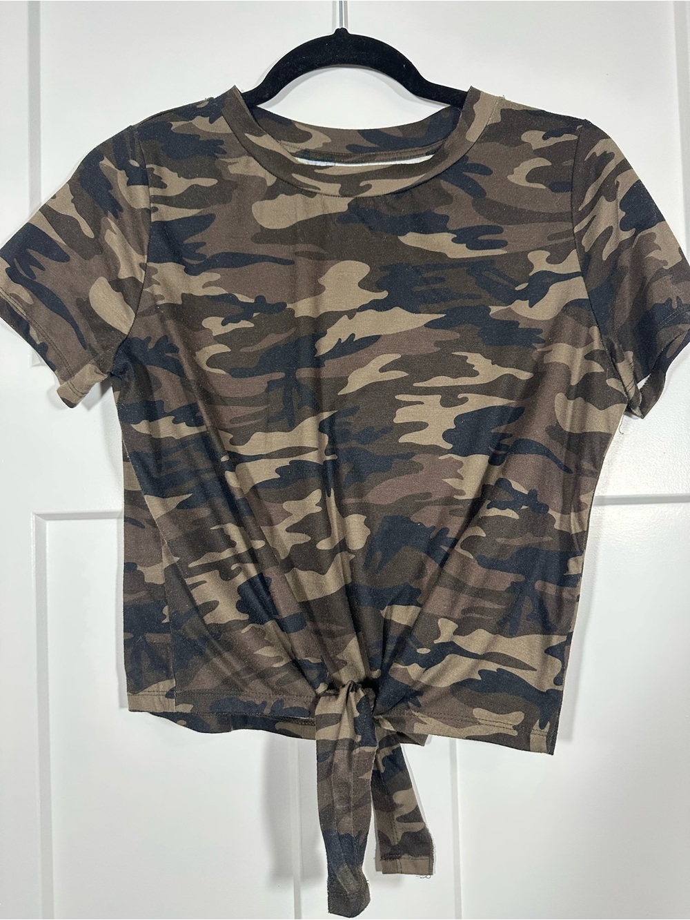 Tie-Front Camo Short Sleeve Top - Olive Green